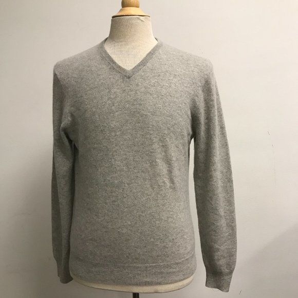 J Crew gray heather v neck cashmere sweater M